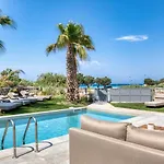 Penelope Beachfront Вилла Кремасти