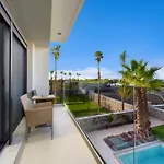 Penelope Beachfront * Кремасти