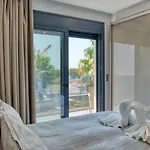Вилла Penelope Beachfront