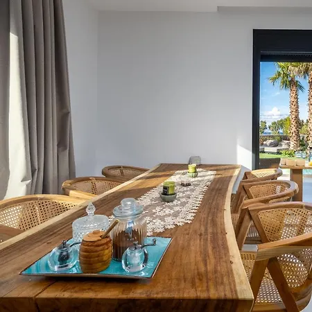 Villa Penelope Beachfront