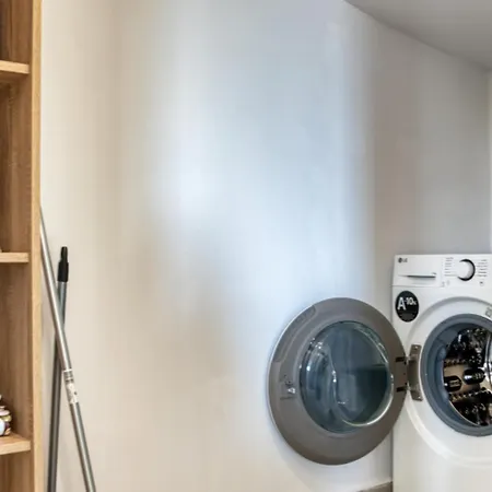 Villa Penelope Beachfront Kremastí