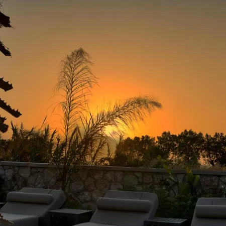 Villa Penelope Beachfront