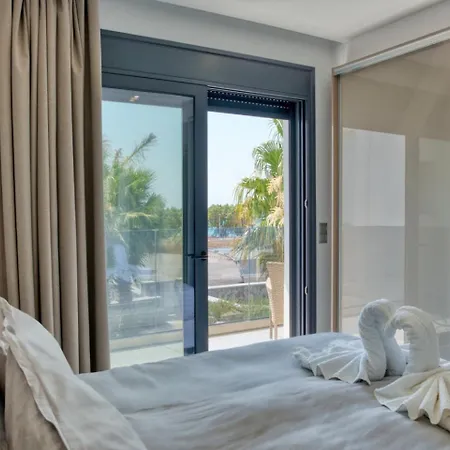 Villa Penelope Beachfront