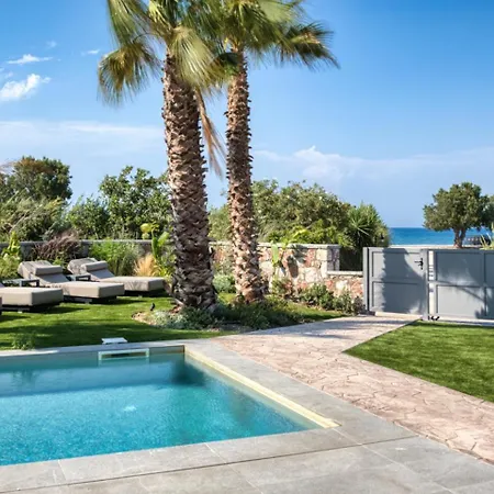 Penelope Beachfront * Kremastí