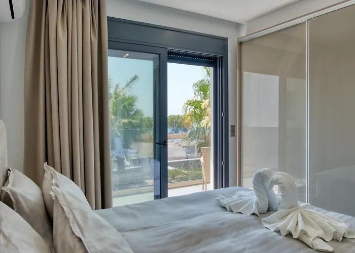 Villa Penelope Beachfront
