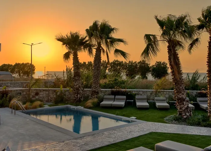 Penelope Beachfront וילה *