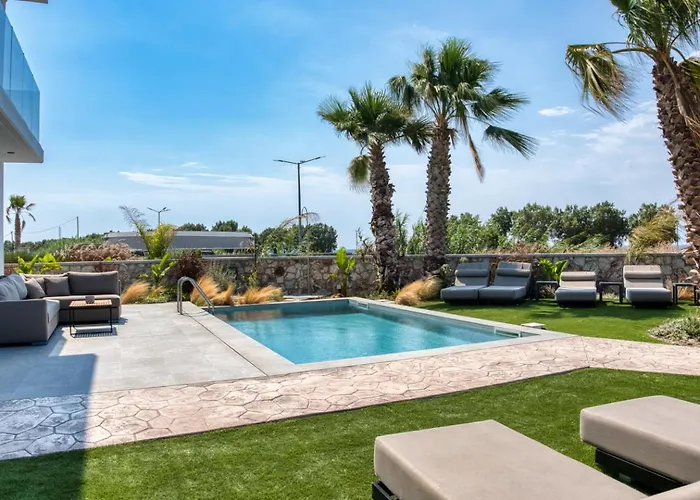 Penelope Beachfront *