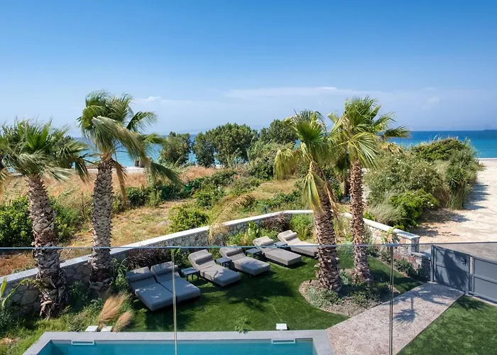 Villa Penélope Beachfront Kremastí