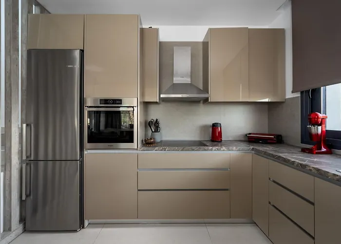 Penelope Beachfront * Kremastí