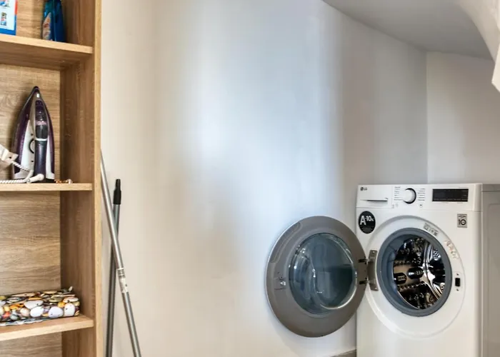 Villa Penelope Beachfront Kremastí